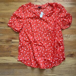 NWT Talbot's floral blouse